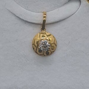 Gold Fancy Pendant Set