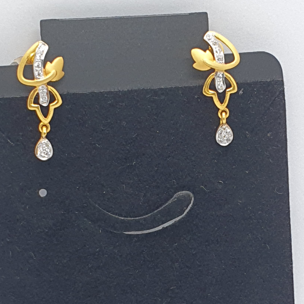 91.6 Gold Ladies Earrings