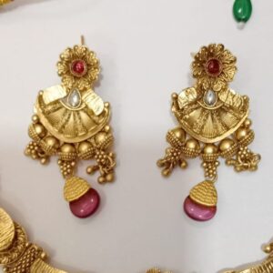 Imitation fancy necklace set
