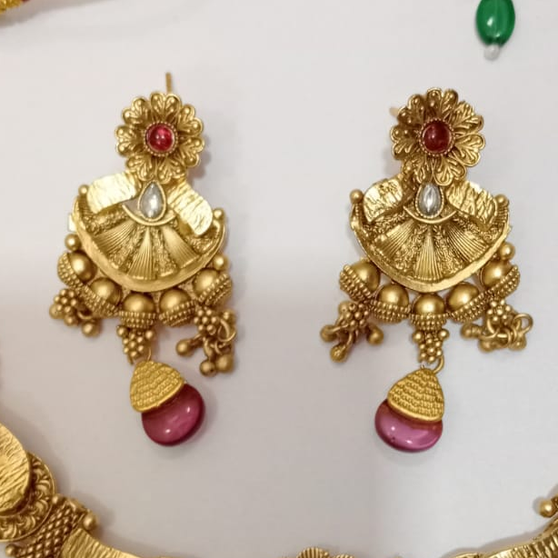 Imitation fancy necklace set - Image 2