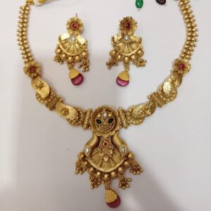 Imitation fancy necklace set