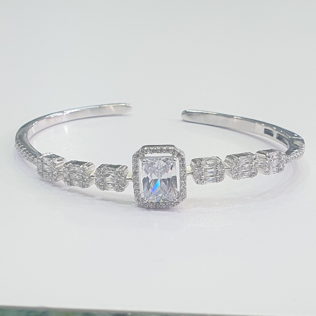 Silver 92.5 white stone fancy kada