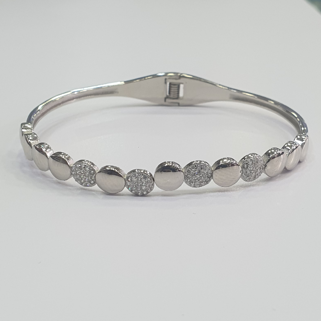Silver 92.5 diamond Round kada