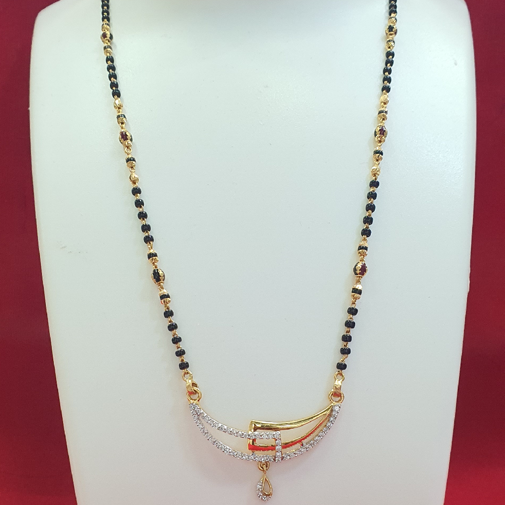 91.6 Gold Fancy Design Diamond Mangalsutra