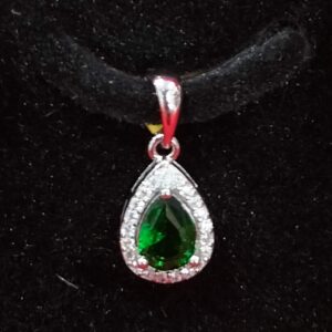 92.5 silver green diamond fancy pendant set