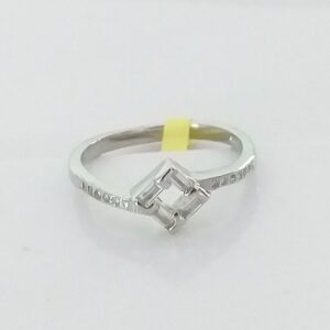 92.5 Silver Fancy Diamond ring