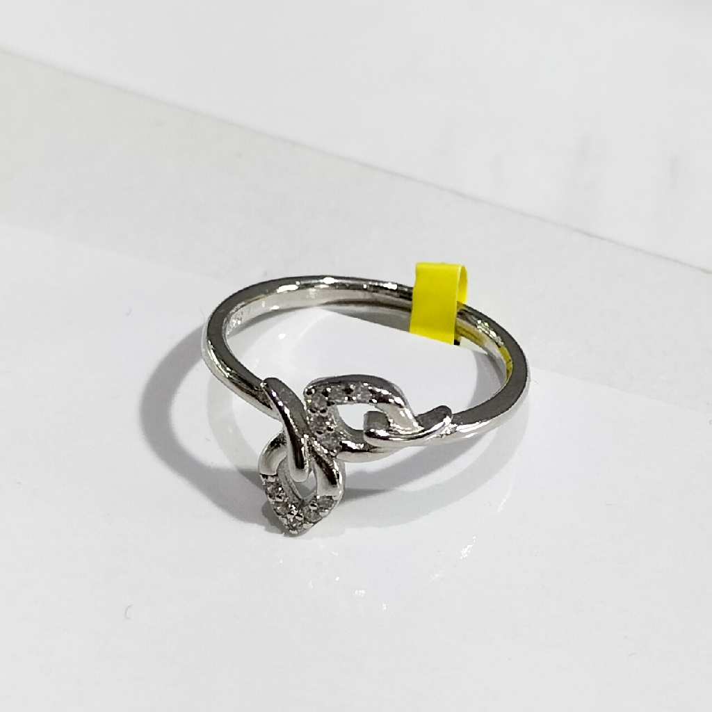 Silver 92.5 Fancy Diamond Ring - Image 2