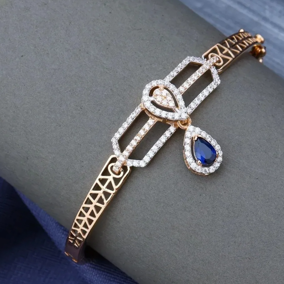 18k Rose Gold Ladise Kada Bracelet - Image 2
