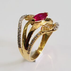 22k 91.6 Gold Pink stone diamond fancy design ring