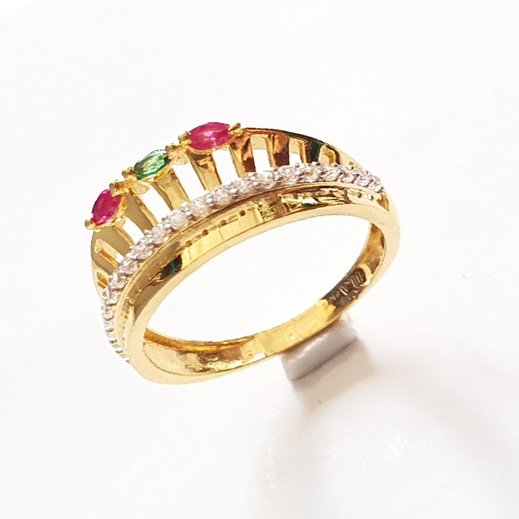 22k 91.6 Gold Queen Taj Diamond Fancy Design For Women Ring - Image 2
