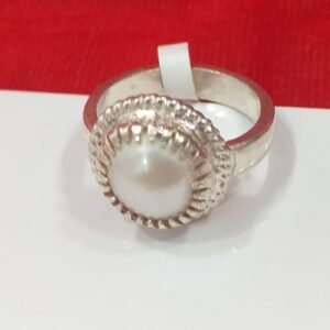 Silver chandra stone ladies ring
