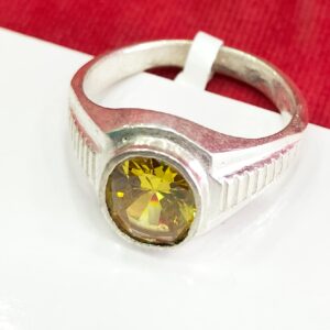 Silver guru stone gents ring