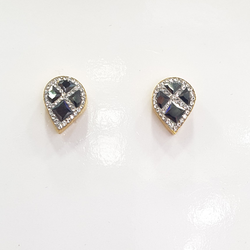 18 K Gold Diamond Fancy Design Antique Earrings - Image 4