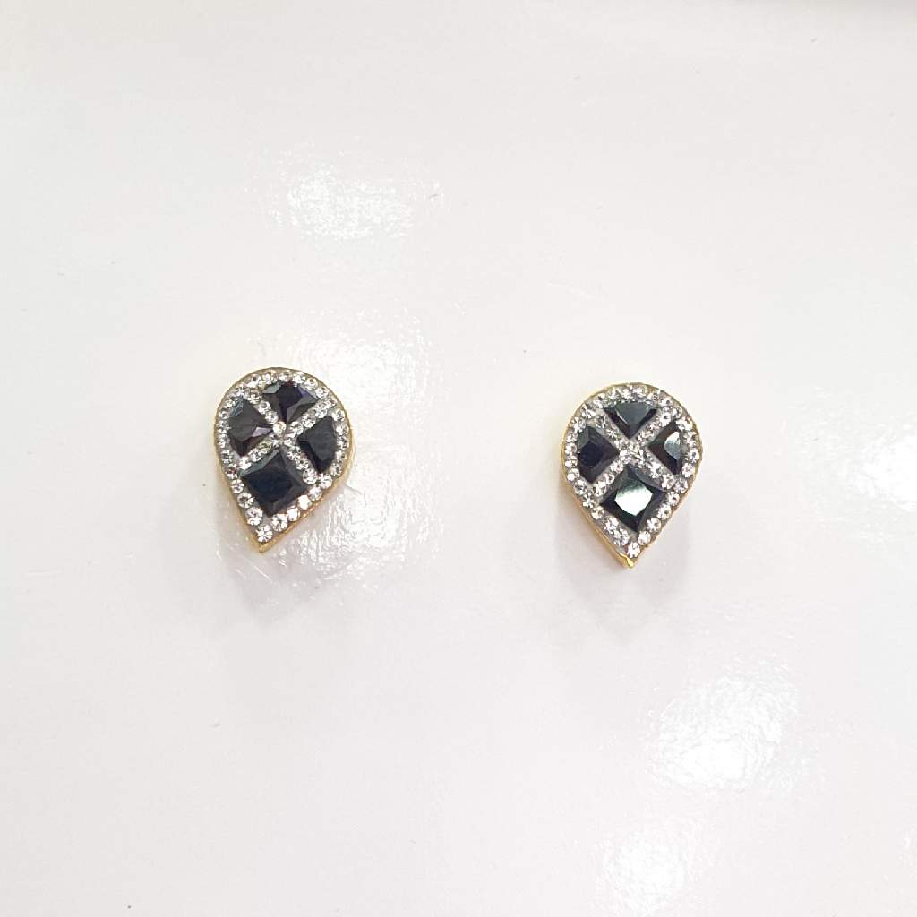 18 K Gold Diamond Fancy Design Antique Earrings - Image 3