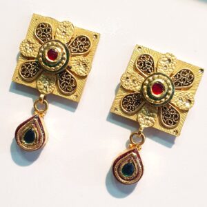 22 K Gold Square Antique Earrings