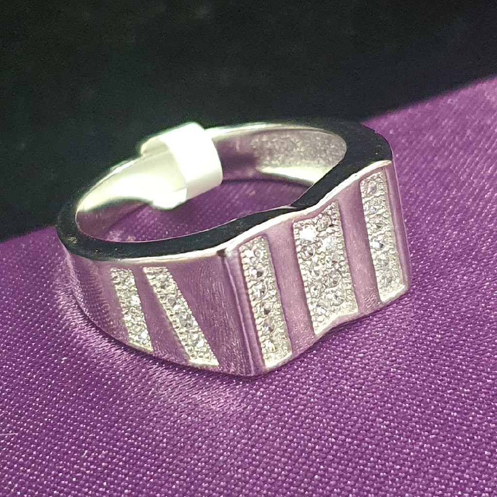 925 white diamond fancy gents ring - Image 2