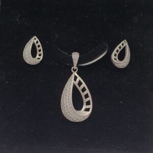 925 silver Dazzling Design pendant set