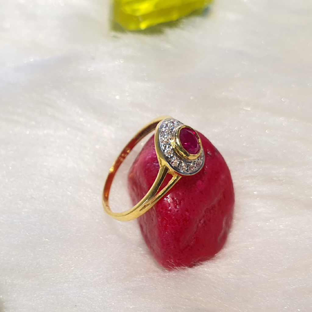 916 22K Gold Handicraft Kottage Red Stone Ring - Image 2