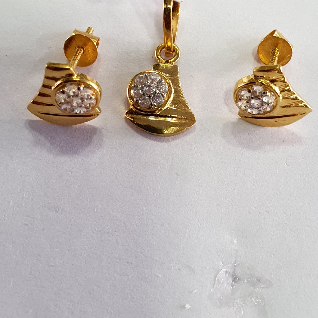 18k Gold Pendants Set Mini Diamond - Image 3