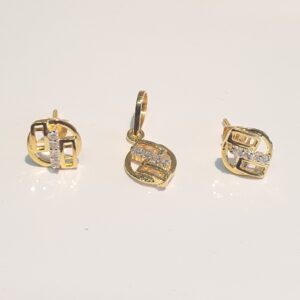 18k Gold Classic Design pendant set