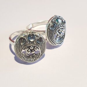 Silver fancy design machli  Toe Rings