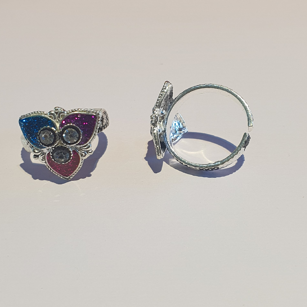 Silver antique design machali  Toe Rings