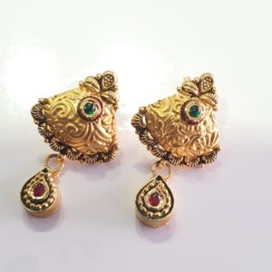 916 New Antique Green Mini Diamond Earrings
