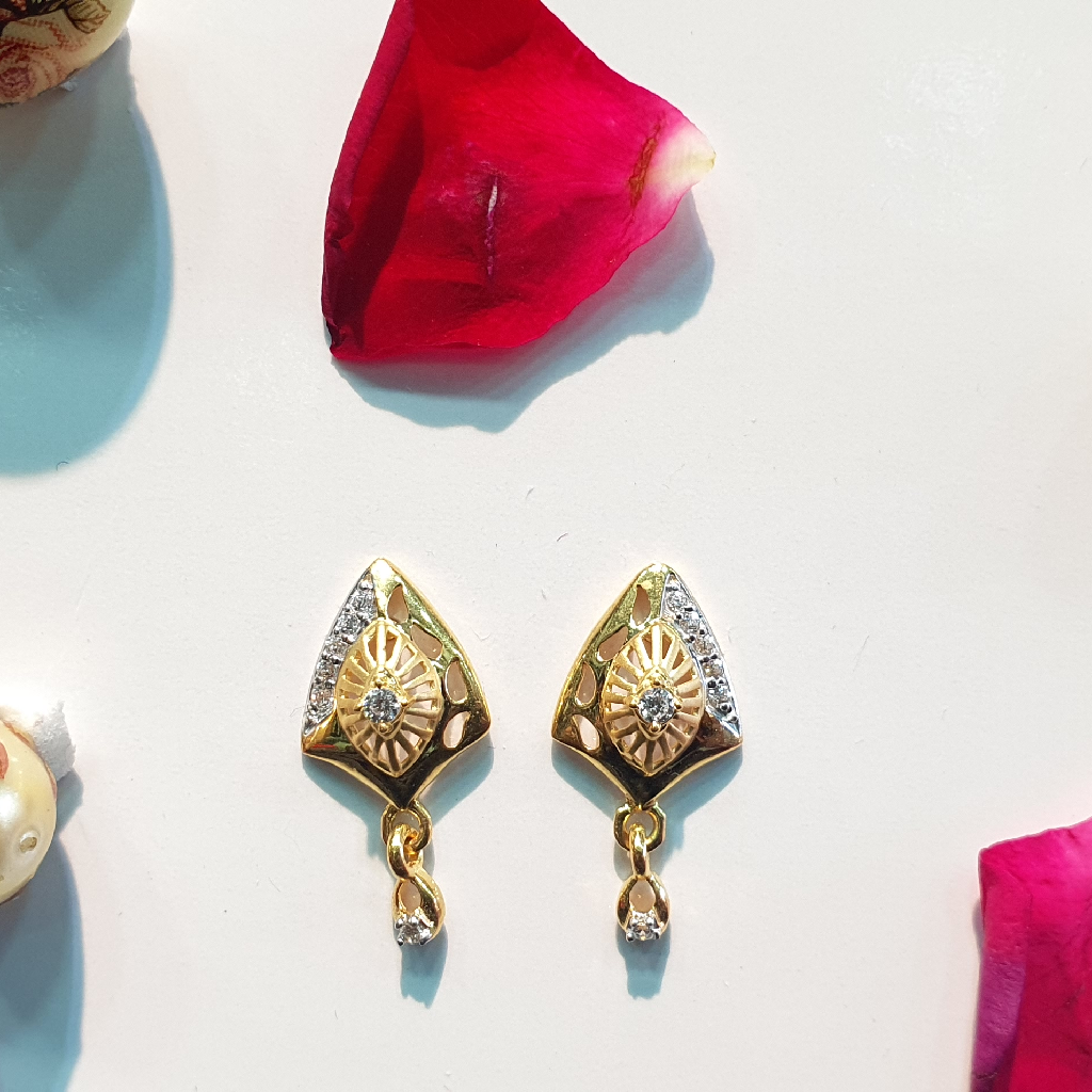 22 k. white Diamond New Earrings