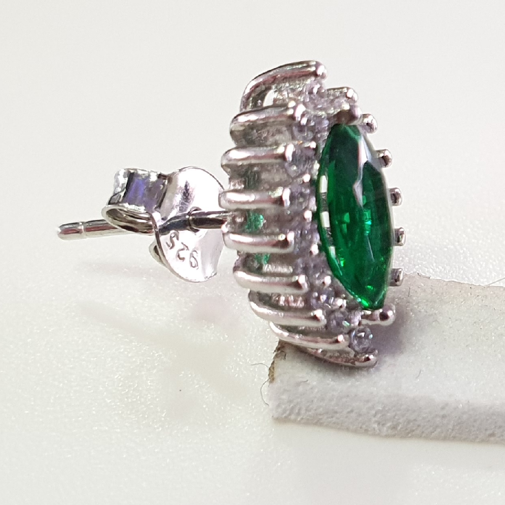 925 Sterling Silver Green Stone Earrings - Image 3