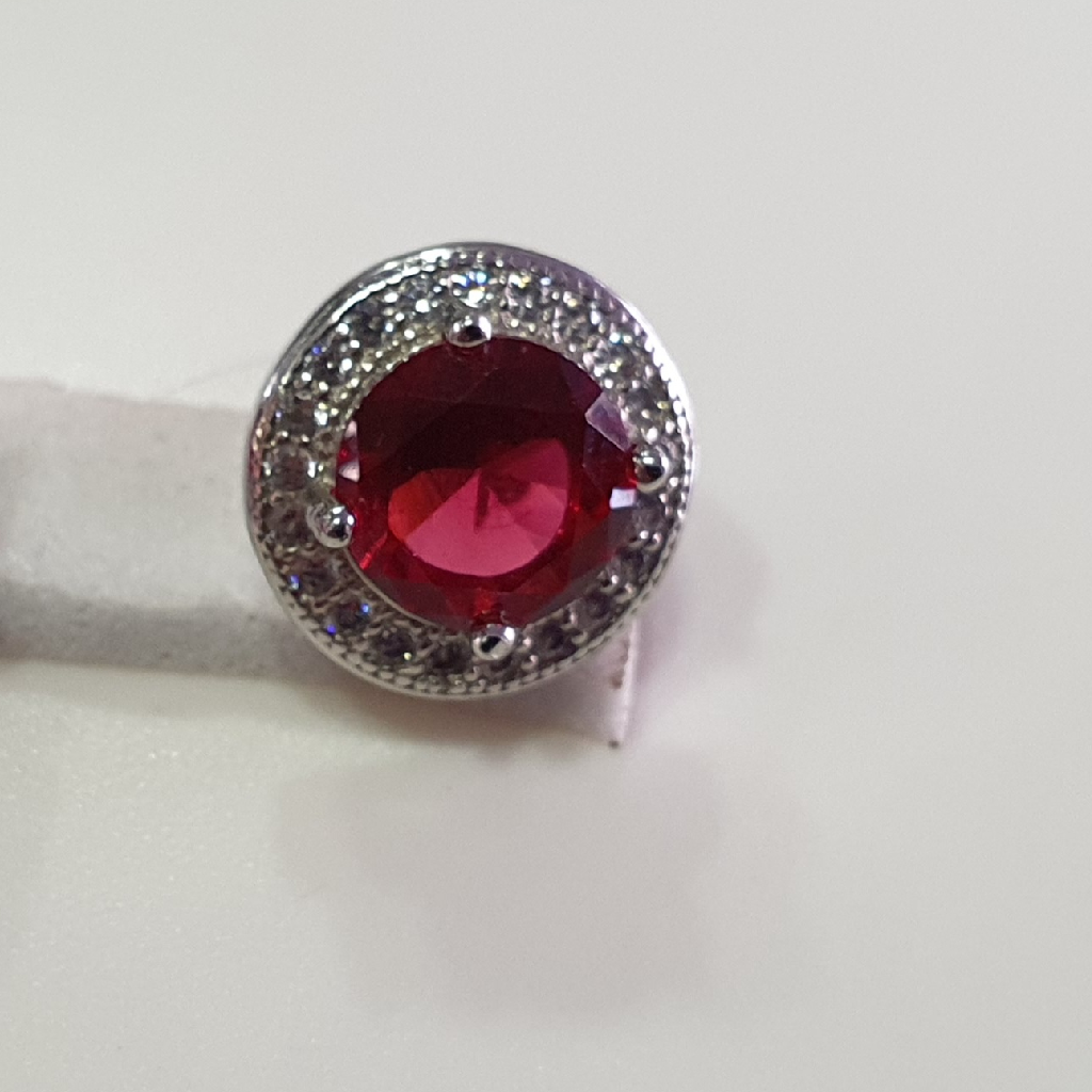 925 Sterling Silver Dark Red Stone Butti - Image 2