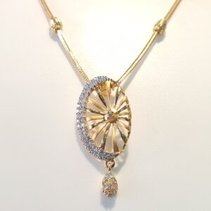 91.6 Flowers Design Sort Mini Woman Necklace
