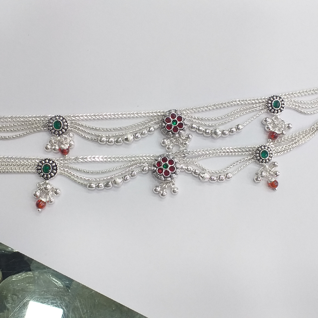 Silver fancy payal