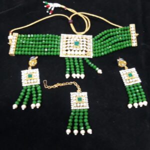 Antique moti set
