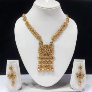 Antique necklace set