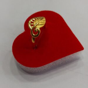 22.k new fancy ladies ring