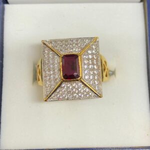 916 Gold Square Design With Pink Stone Ring