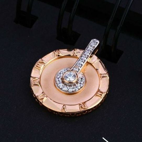 22K Gold Designer Pendant