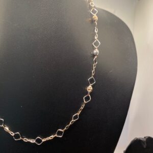 Rose gold with pearl necklace