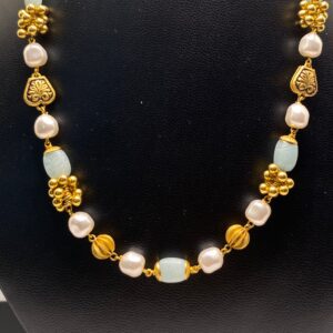 Gold Antique pearls necklace For Women