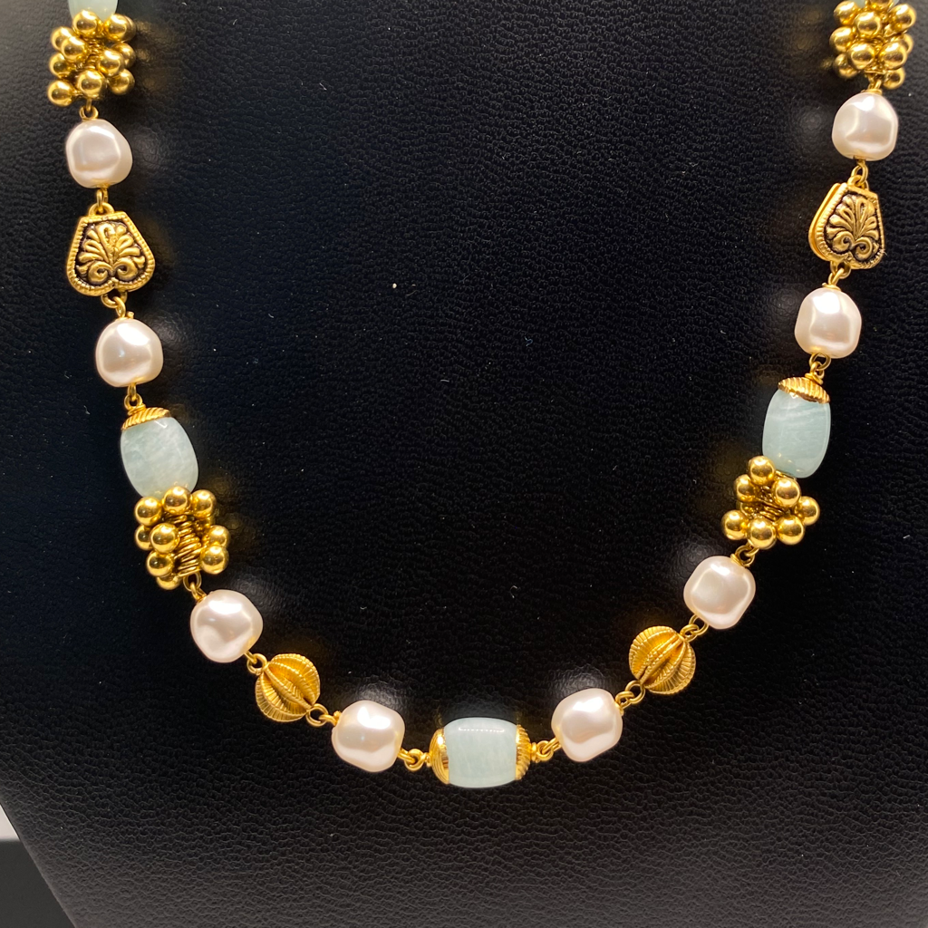 Gold Antique pearls necklace For Women - Image 5