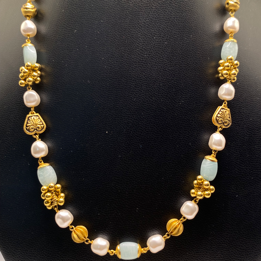 Gold Antique pearls necklace For Women - Image 2