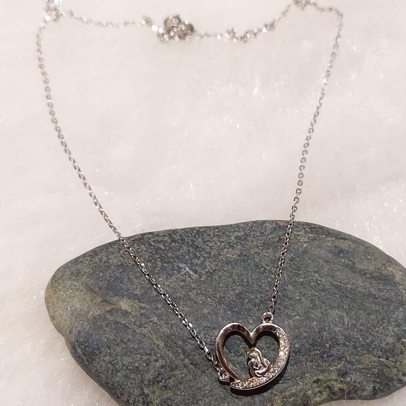 Silver necklace
