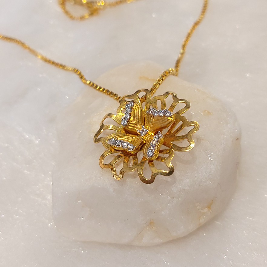 Gold Necklace Set - Image 3