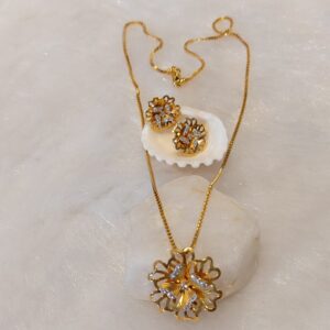 Gold Necklace Set
