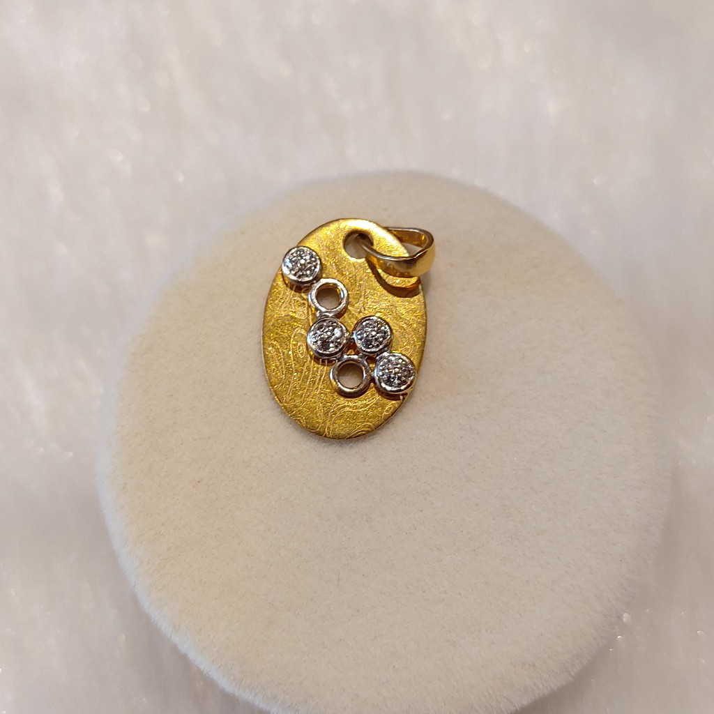 Pendant