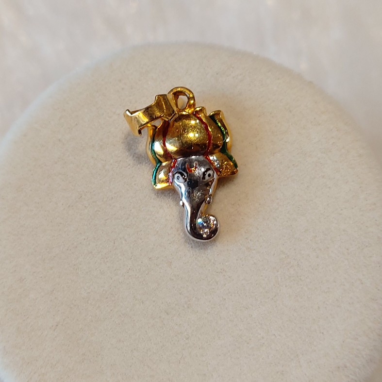 Pendant