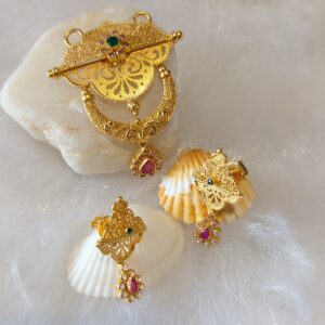 Antique Pendant Set