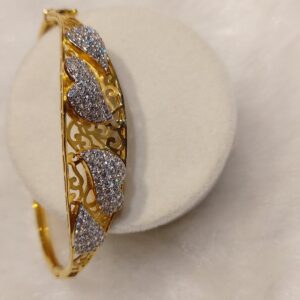 Ladies bracelet