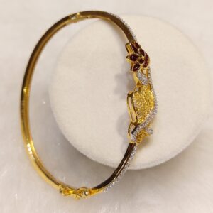 Ladies bracelet