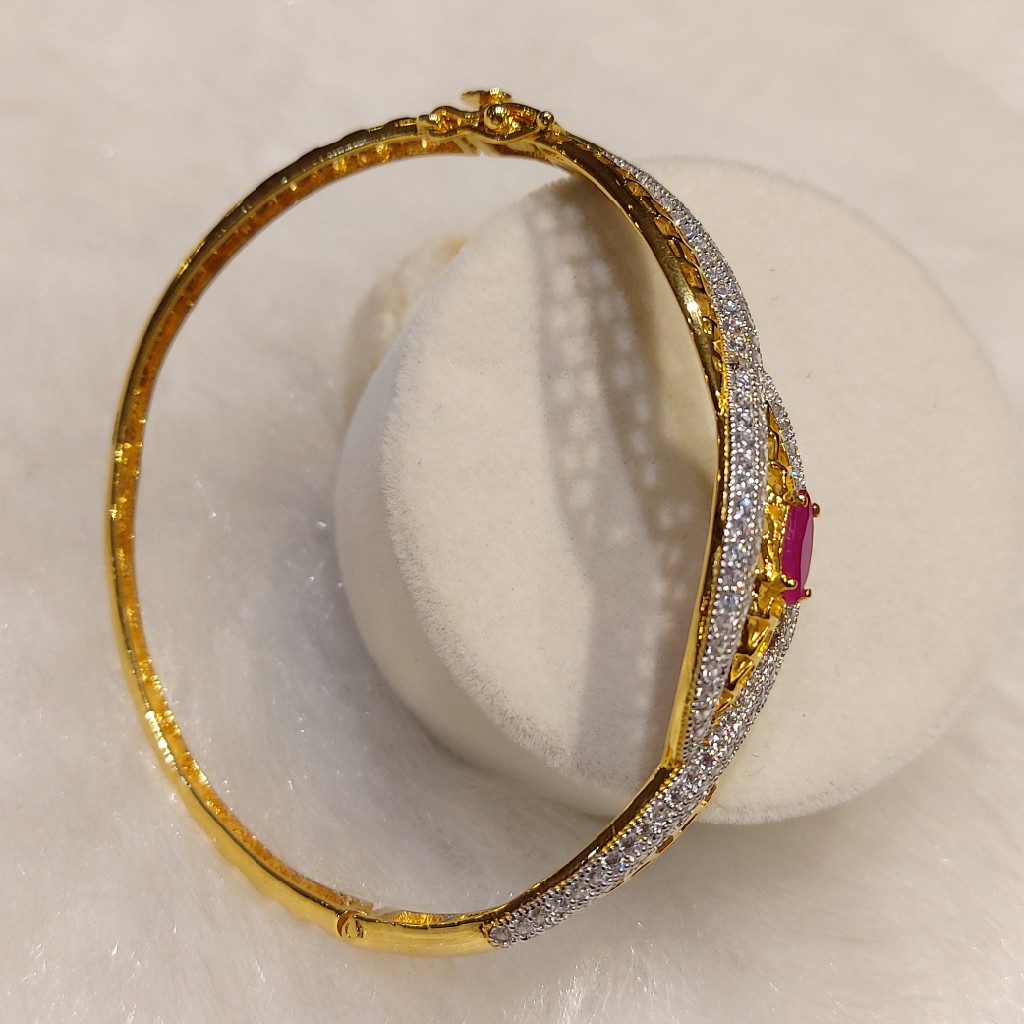 Ladies bracelet - Image 4